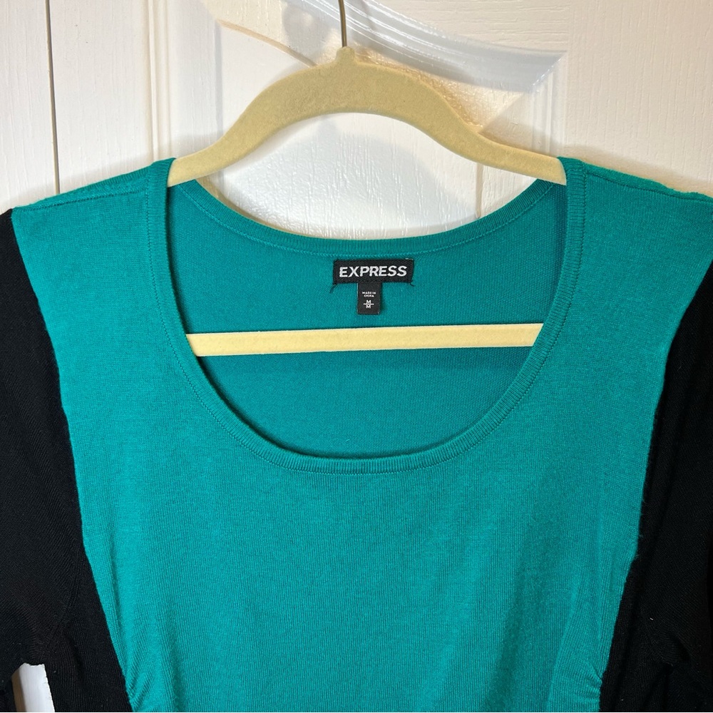 Express Color Block Sweater Dress - Picture 4 of 5